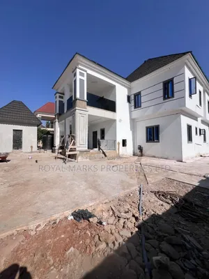 5bdrm Duplex in Lokogoma for sale