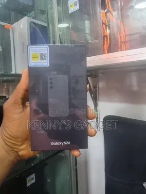 New Samsung Galaxy S24 256 GB Silver
