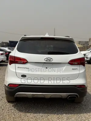 Hyundai Santa Fe 2014 White