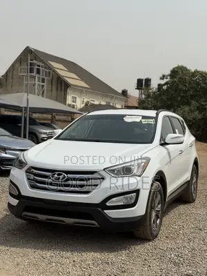 Hyundai Santa Fe 2014 White