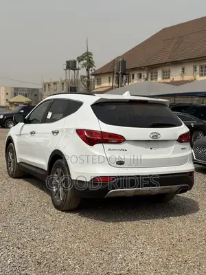 Hyundai Santa Fe 2014 White