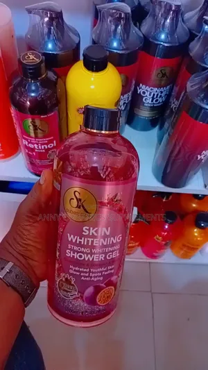 S K Duchess Glow Collagen Biotin Shower Gel 1000ml