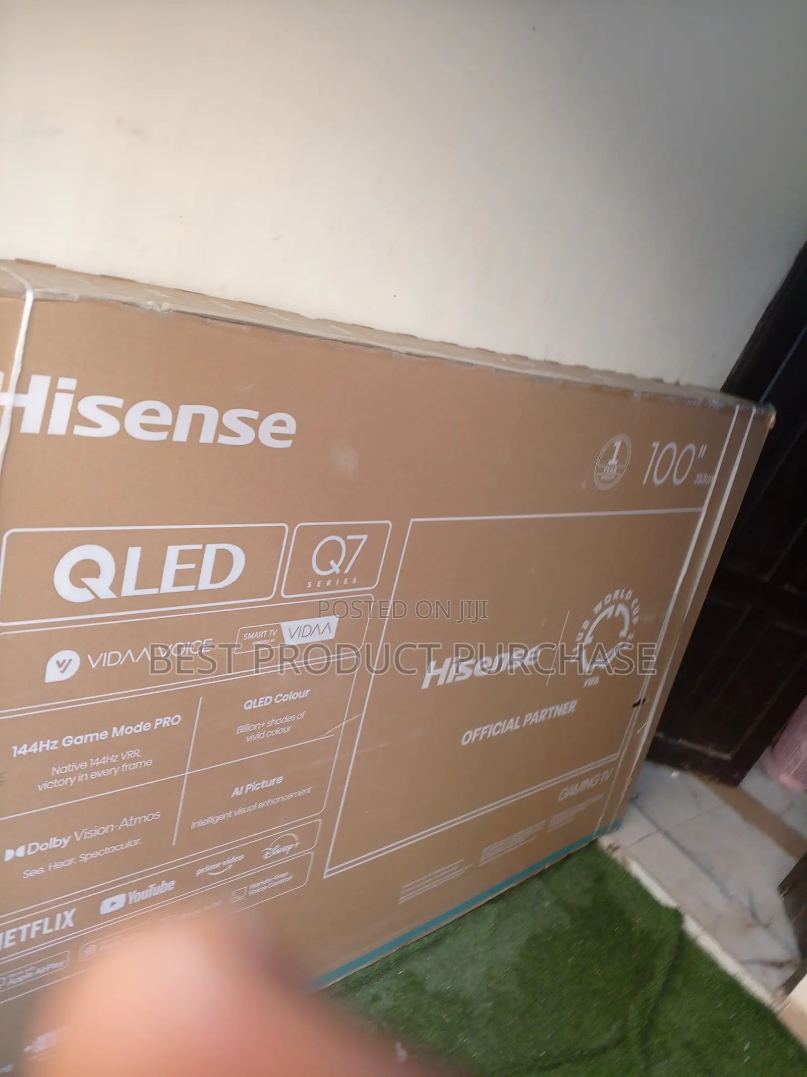 Hisense Big Screen 100 Inch Smart Tv