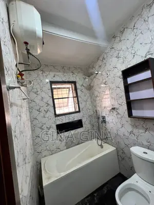 2bdrm Block of Flats in Paradise Estate, Life Camp for rent