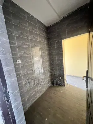1bdrm Block of Flats in Manreng Estate, Life Camp for rent