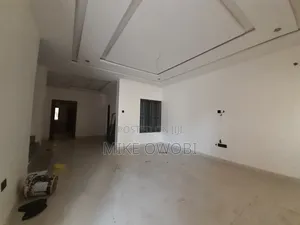 4bdrm Townhouse/Terrace in Jahi for sale
