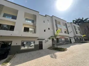 5bdrm Townhouse/Terrace in Maitama for sale