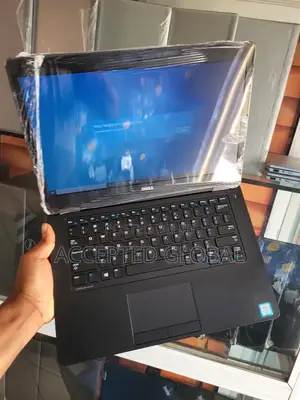 Laptop Dell Latitude 14 E5470 8GB Intel Core i5 SSD 256GB