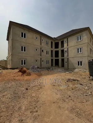 3bdrm Block of Flats in Kaura for sale