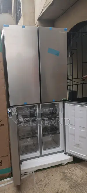 Hisense 392l 4 Door Side by Side Fridge – Strong Performance