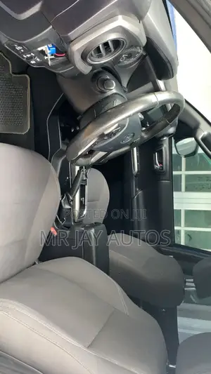 Toyota Tacoma 2018 Blue