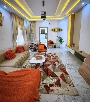 3bdrm Bungalow in Eleko for sale