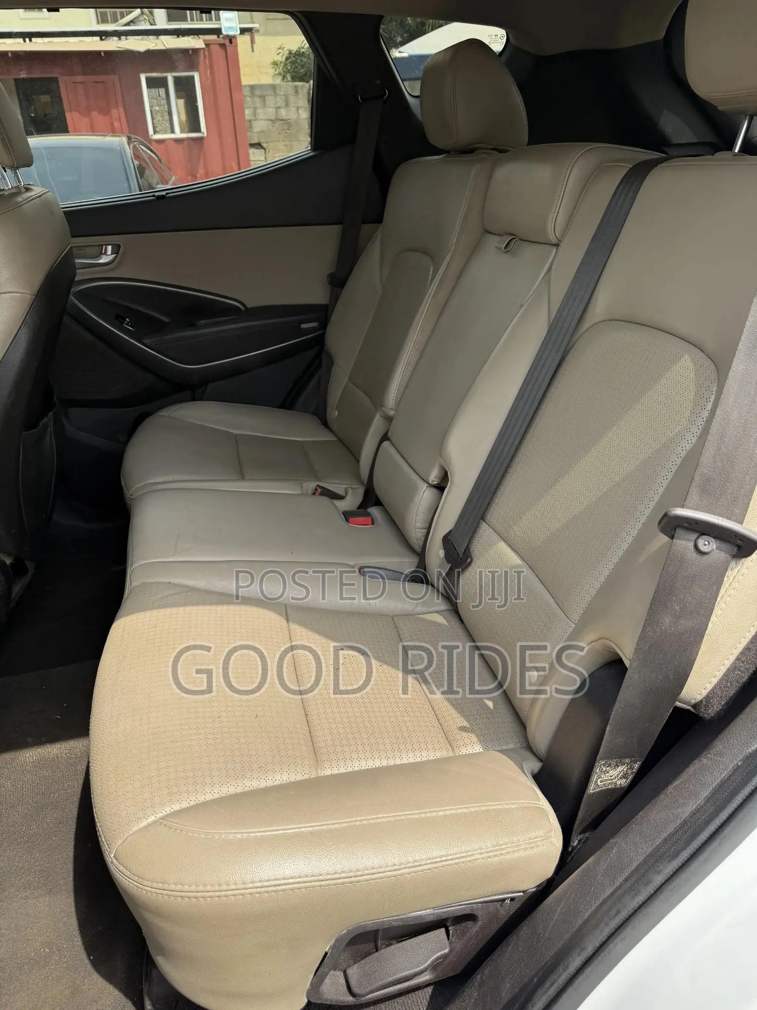 Hyundai Santa Fe 2014 White