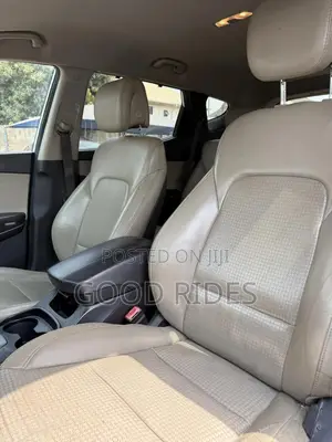 Hyundai Santa Fe 2014 White