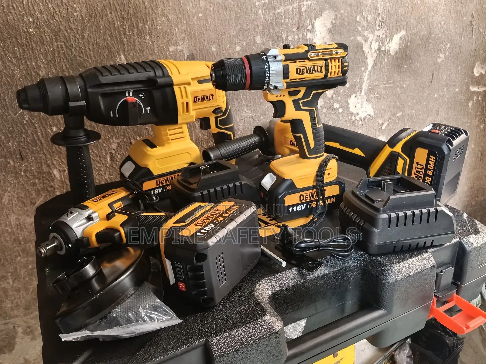 Dewalt 4in1 Combo Set