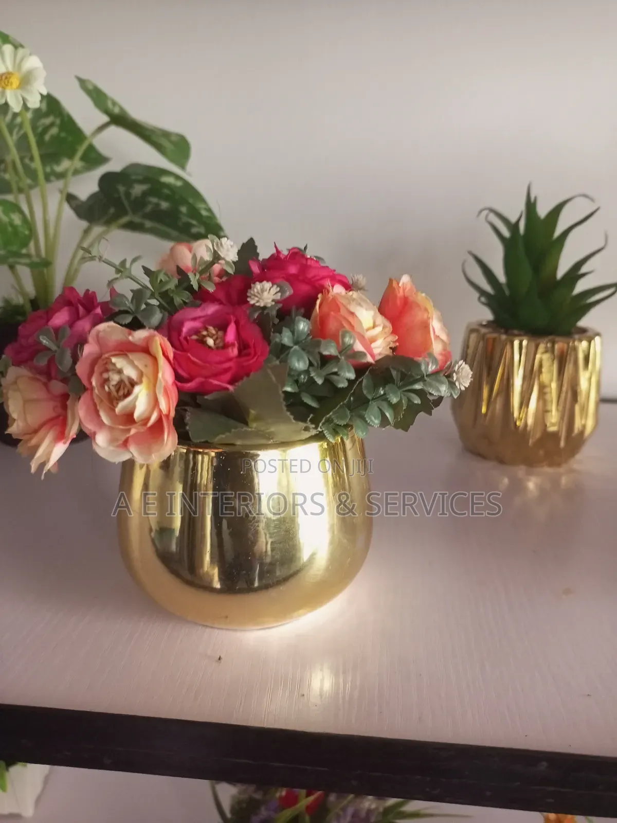 Tabletop Flowers And Plants