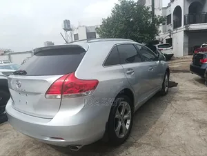 Toyota Venza V6 AWD 2010 Silver
