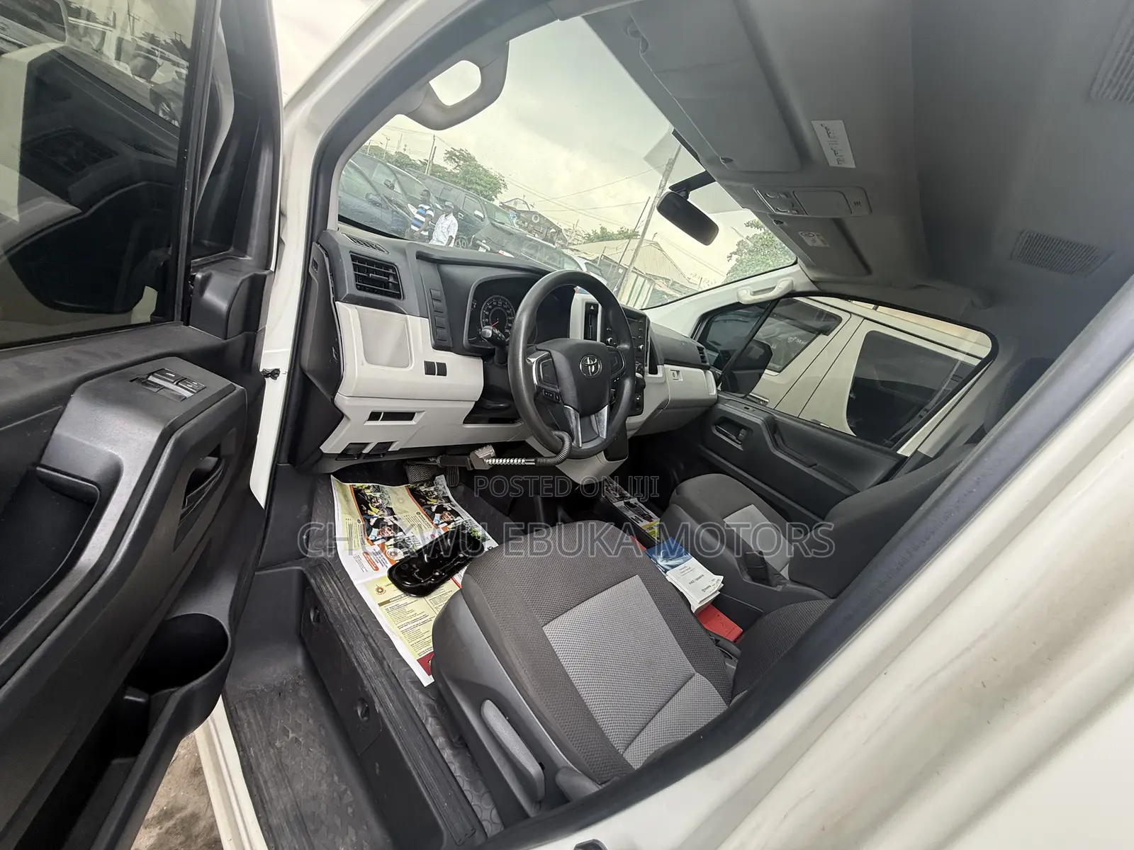 Toyota Grand HiAce 2020 White
