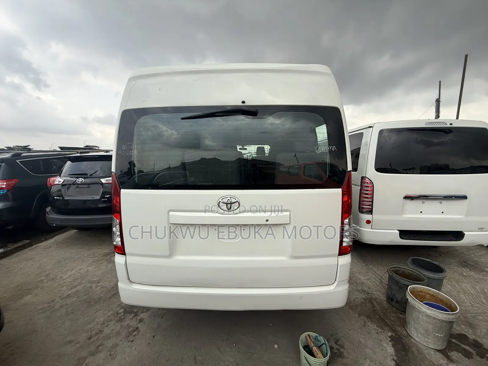 Toyota Grand HiAce 2020 White