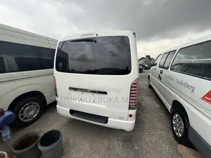 Toyota HiAce 2012 White