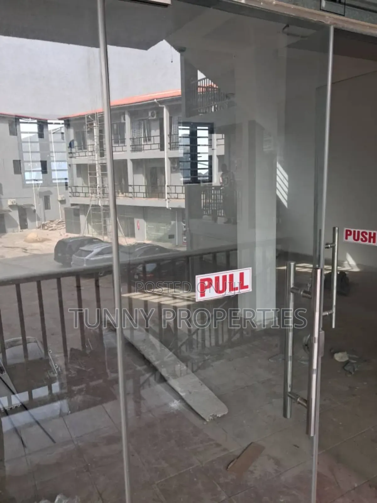 Shop to Let