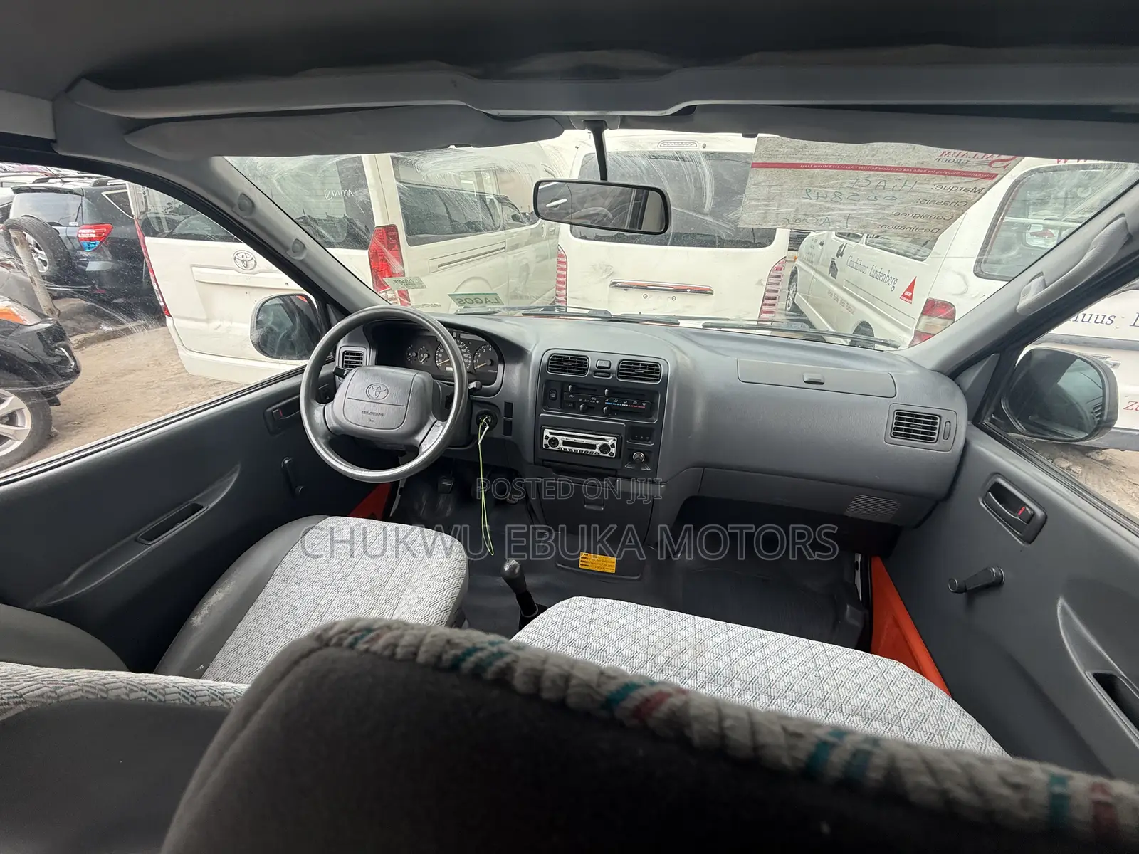 Toyota HiAce 2004 Brown