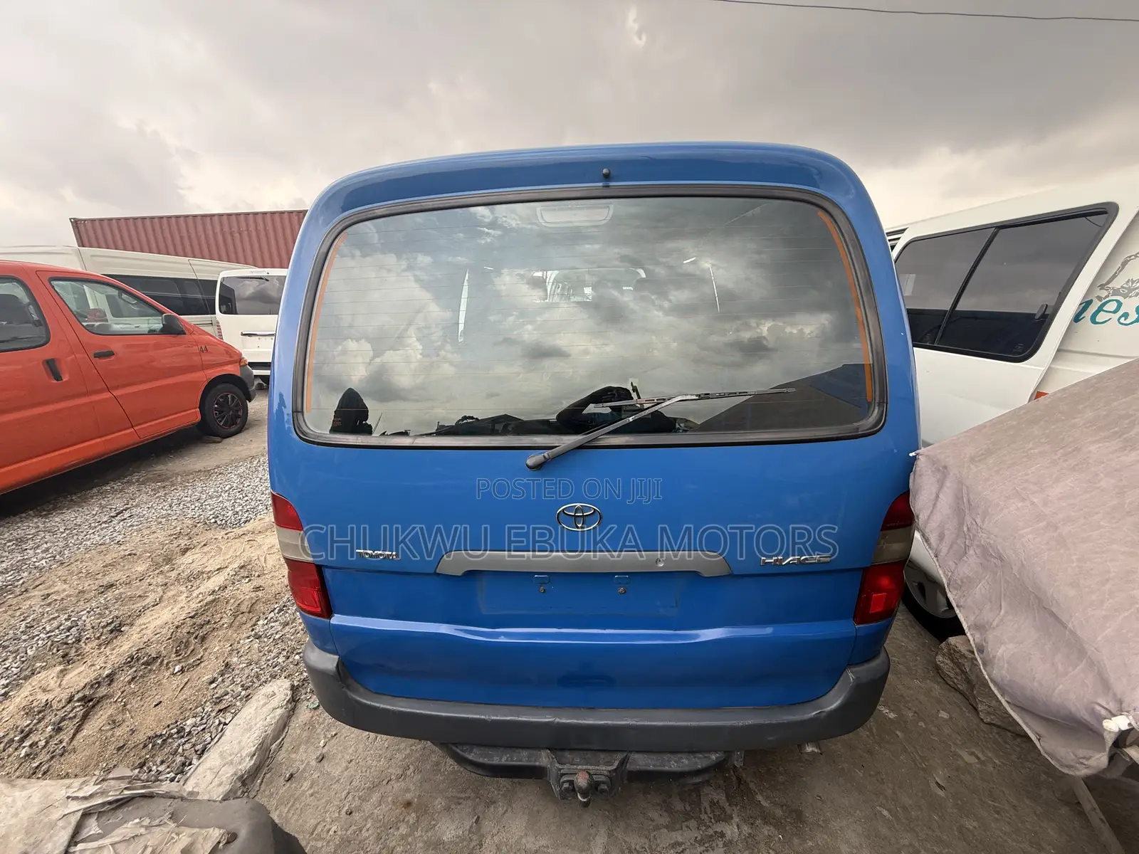 Toyota HiAce 2004 Blue