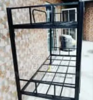 Bunk Bed for Sale in Nija