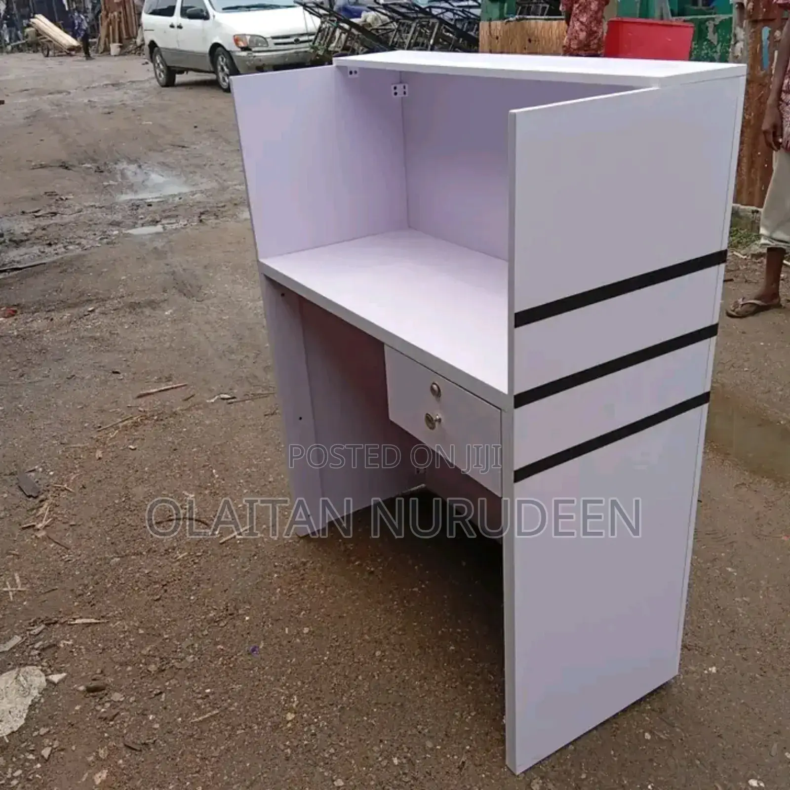 Cashier Desk