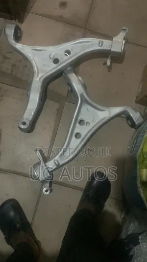 Brand New Lower Arms Ml350 2014