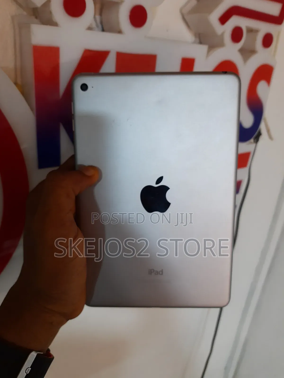Apple iPad mini 4 128 GB Silver