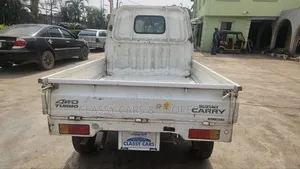 Suzuki DL 2003 White