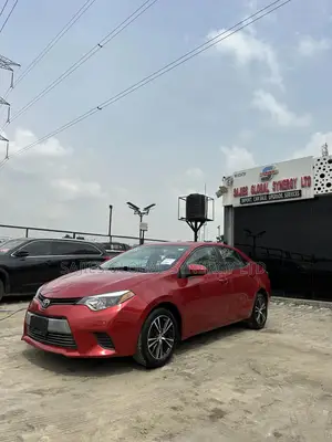 Toyota Corolla LE Premium 4dr Sedan (1.8L 4cyl CVT) 2015 Red