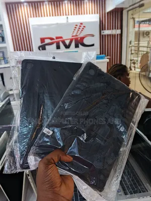 iPad/Samsung Pouches