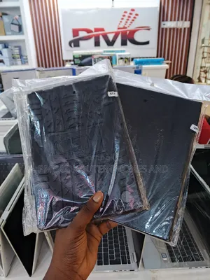 iPad/Samsung Pouches