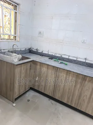 Furnished 2bdrm Block of Flats in Range View Estate, Dawaki for rent