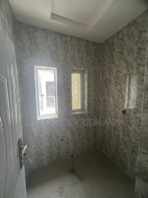 2bdrm Block of Flats in Atoyebi Courts,, Akobo for rent