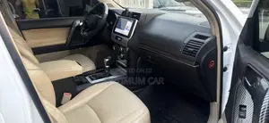Toyota Land Cruiser Prado 2011 White