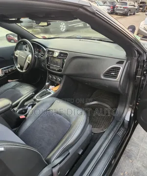 Chrysler 200 S Convertible 2013 Black