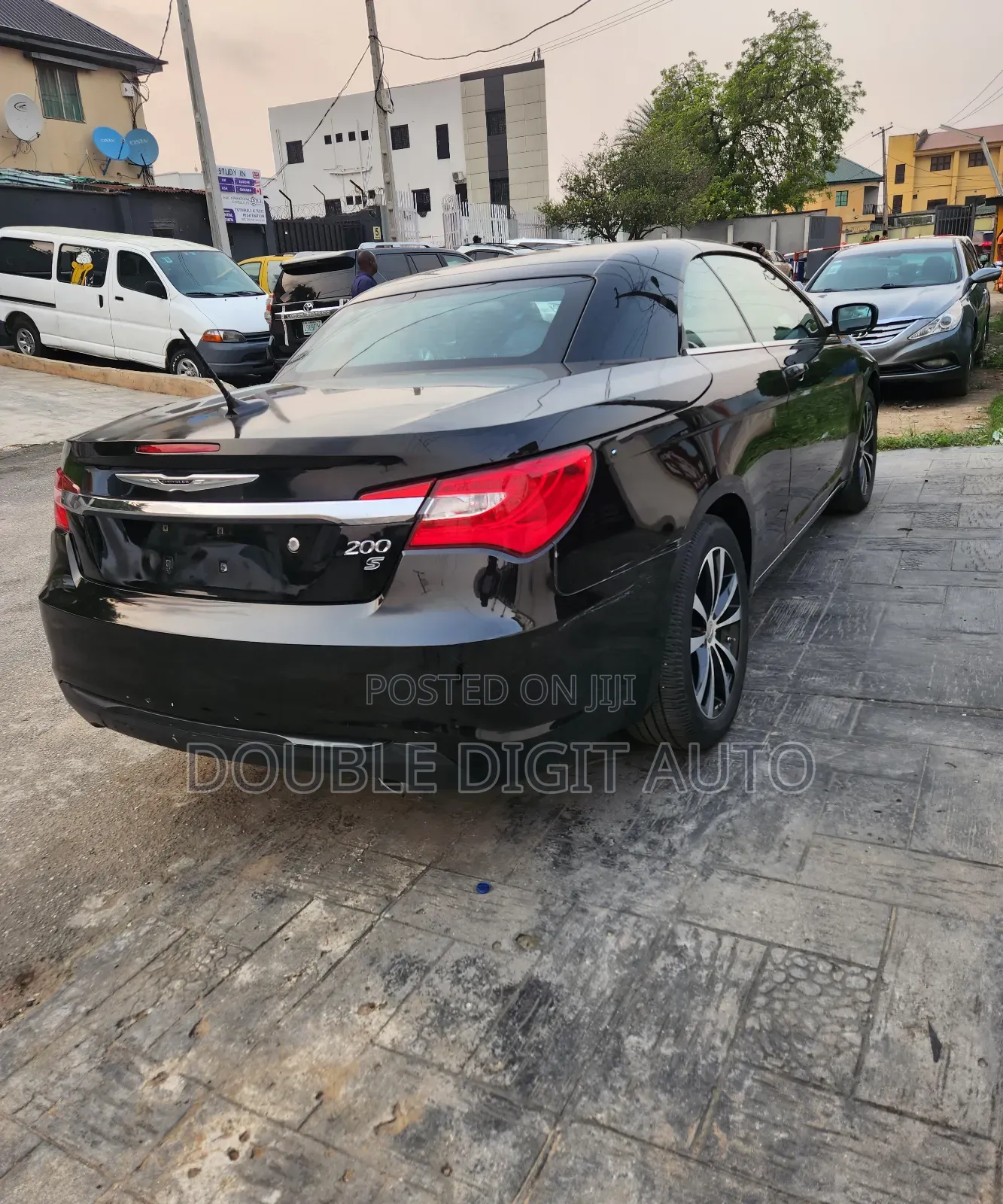 Chrysler 200 S Convertible 2013 Black