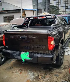 Bootcover and Iron Spoiler Tundra 2015