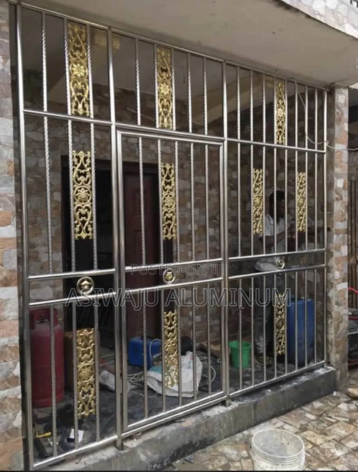 Hhandrails Installation
