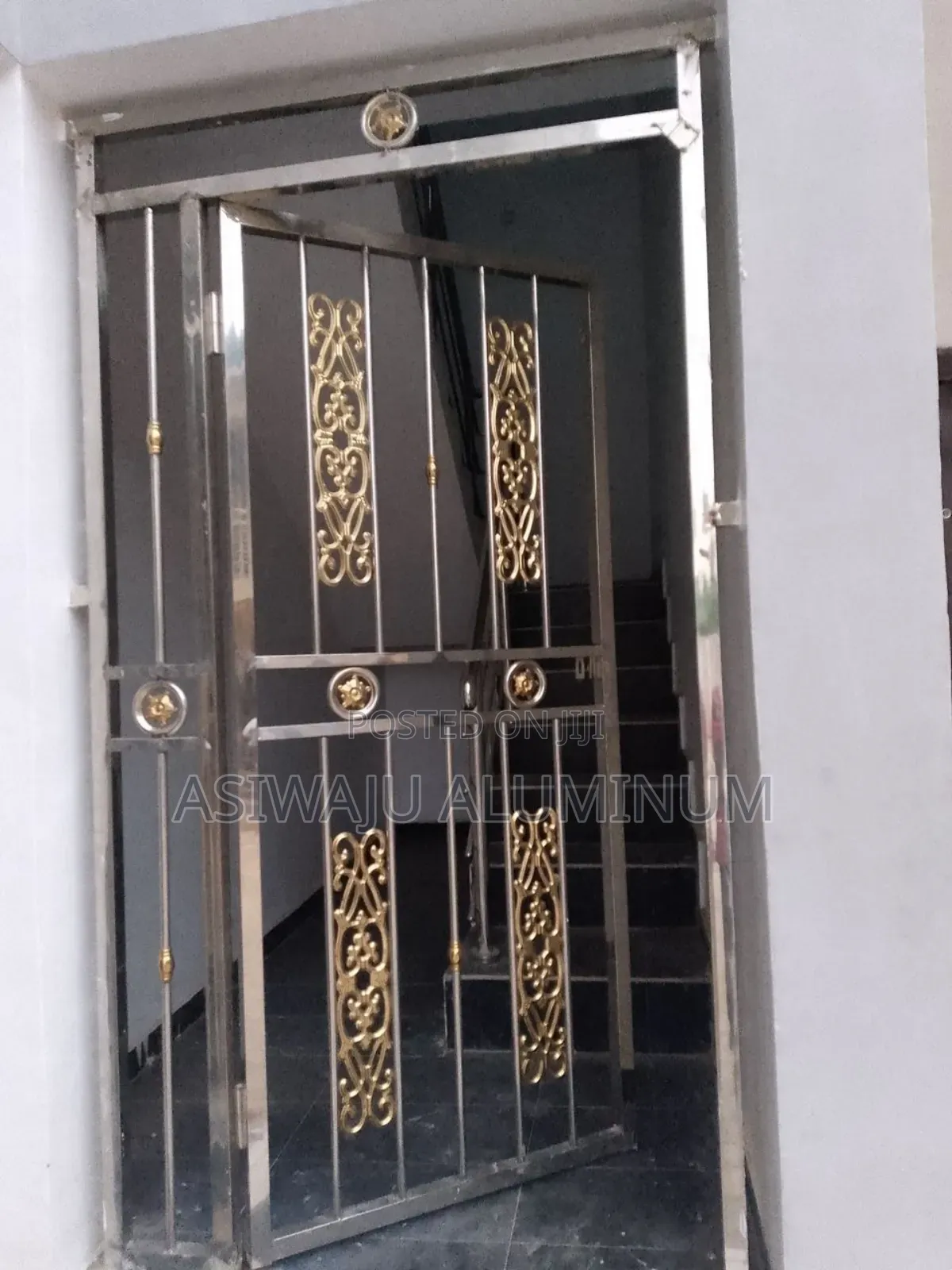 Hhandrails Installation