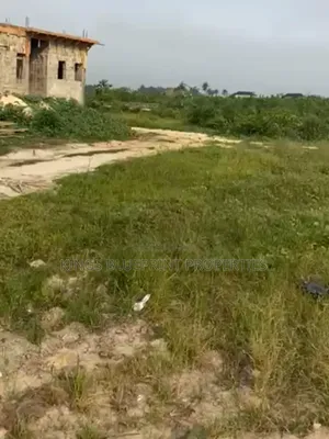 100 by 50 for Sale in Nigercat, Build and Stay.