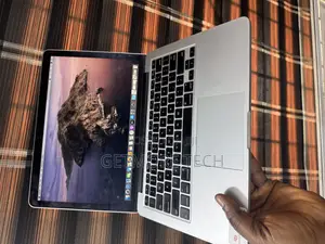 Laptop Apple MacBook Pro 2015 16GB Intel Core i7 SSD 512GB