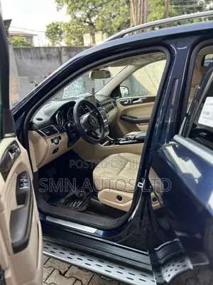 Mercedes-Benz GLE-Class 2016 Blue