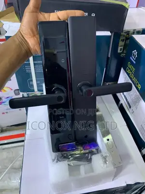 Smart Lock With Fingerprint,Pin, Card, Mobile App