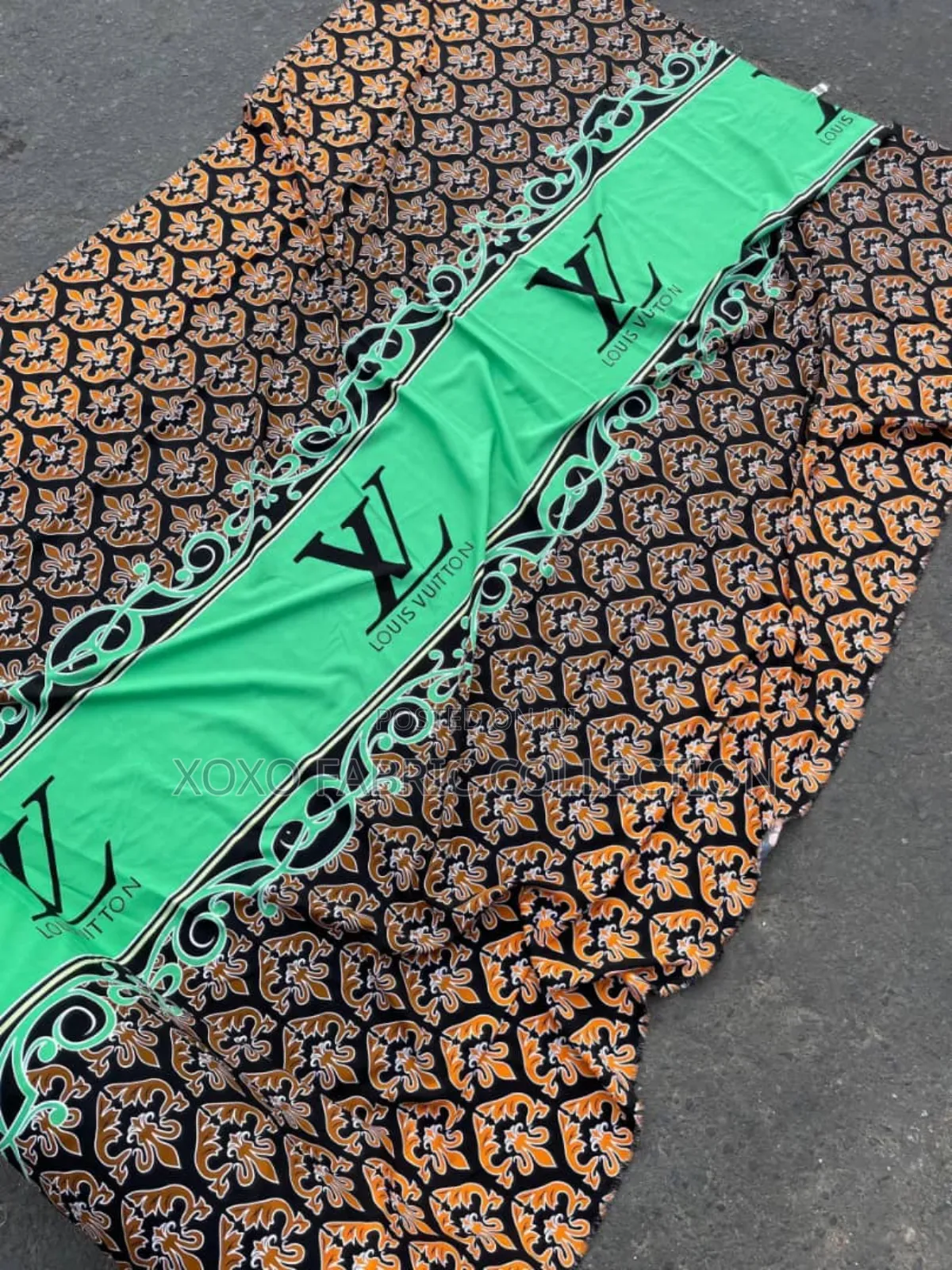 Vintage Crepe
