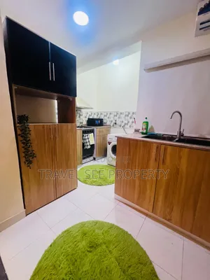 Furnished 2bdrm Block of Flats in Private Estate Lekki for rent