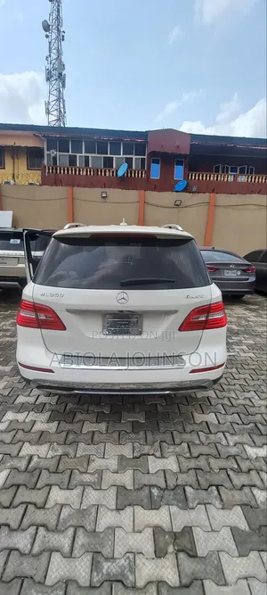 Mercedes-Benz M Class ML 350 4Matic 2012 White